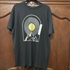 Goodfellow & Co Graphic T-Shirt-NWT
